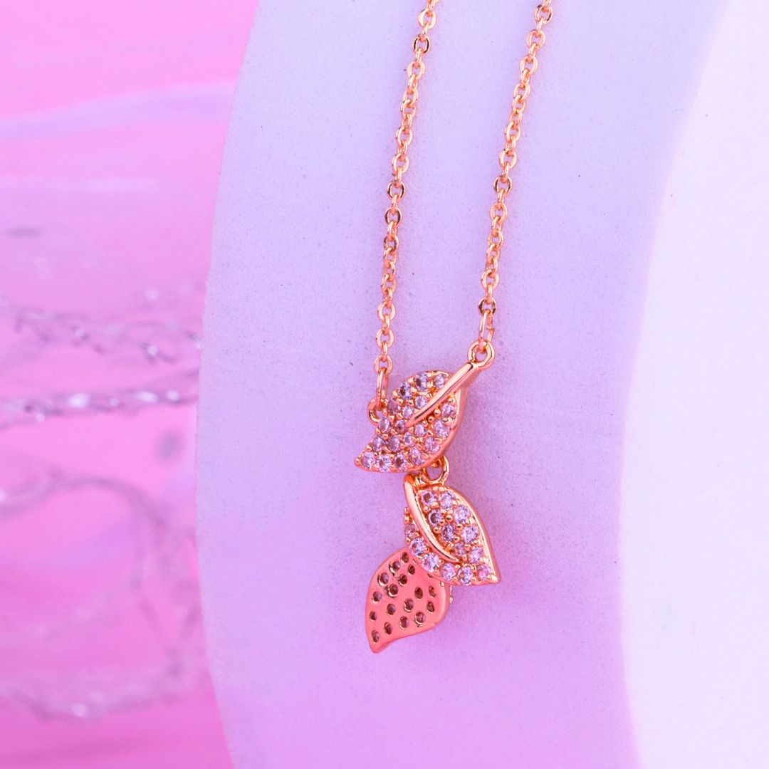 Rose Gold 3 Leaves Pendant Chain