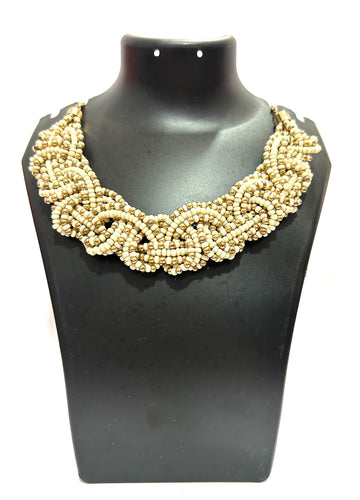 Ivory Opulence Collar